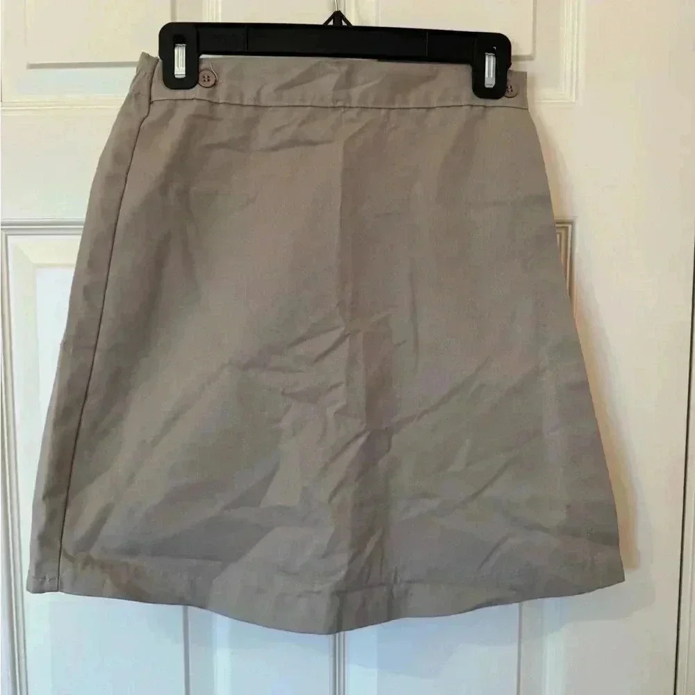 VINTAGE Classic khaki A-Line Skort
